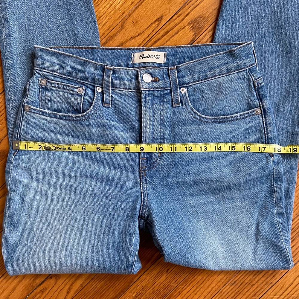 Madewell petite perfect vintage jean in bainton wash, raw hem edition - Picture 10 of 10